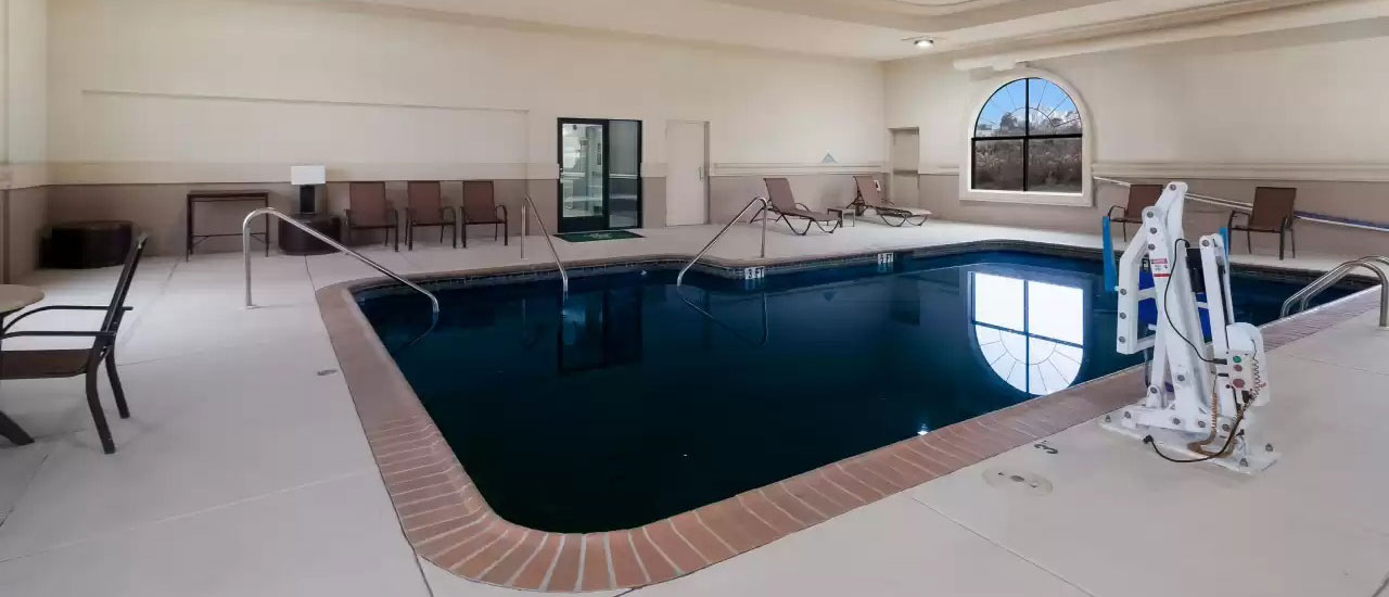 Refreshing Indoor Pool